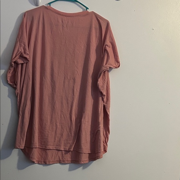 Terra & Sky def leopard Graphic T-Shirt - Picture 5 of 5